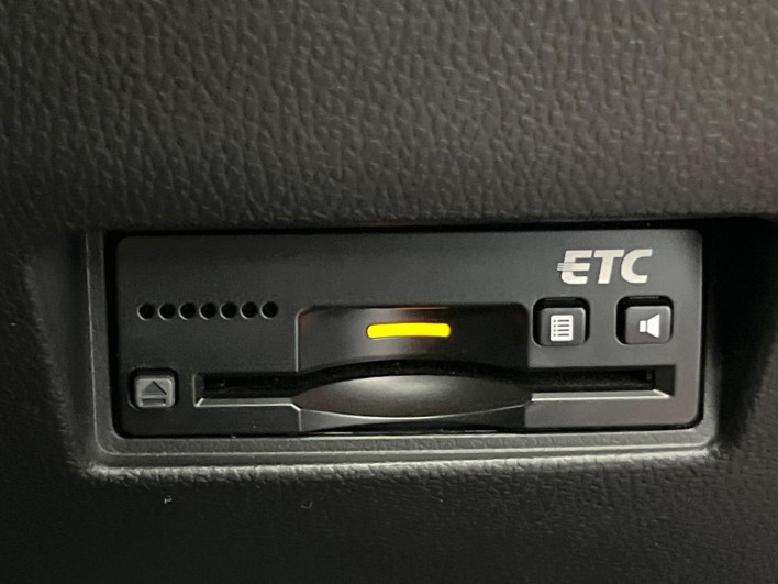 2017 Suzuki Swift DAA-ZC53S (UW-6a15100fd1c7b)[21]