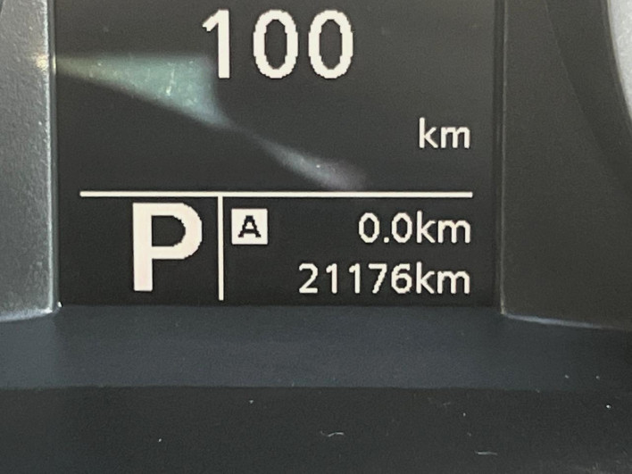 2017 Suzuki Swift DBA-ZC83S (UW-6a151011b2959)[2]