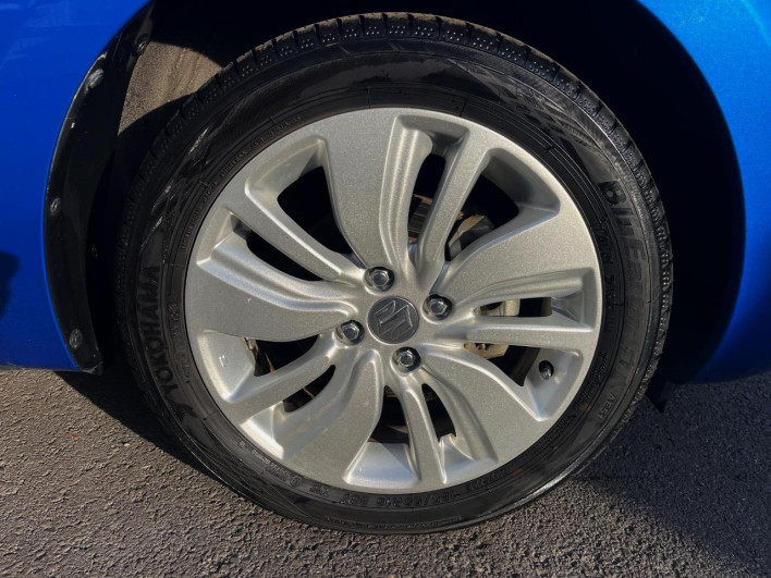2017 Suzuki Swift DBA-ZC83S (UW-6a151011b2959)[9]