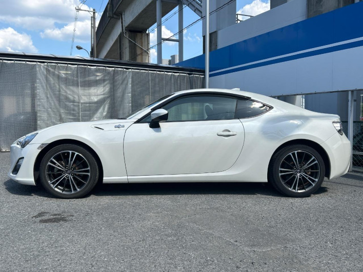 2015 Toyota 86 DBA-ZN6 (UW-6a15101450cda)[14]