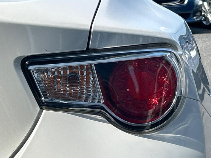 2015 Toyota 86 DBA-ZN6 (UW-6a15101450cda)[19]