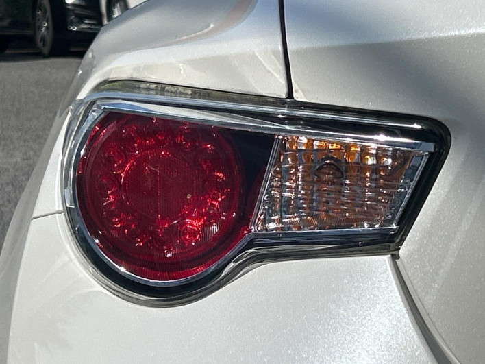2015 Toyota 86 DBA-ZN6 (UW-6a15101450cda)[18]