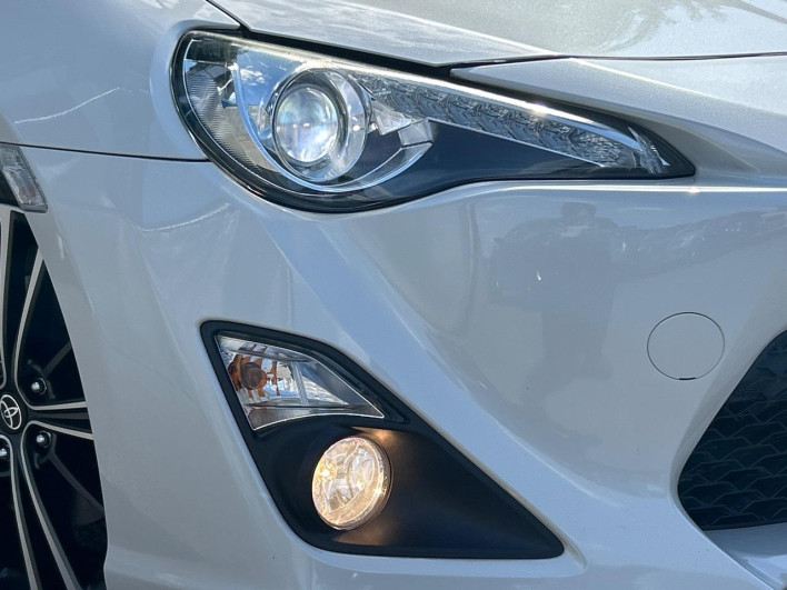 2015 Toyota 86 DBA-ZN6 (UW-6a15101450cda)[8]