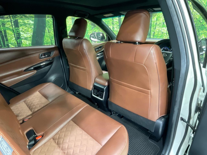 2017 Toyota Harrier DBA-ZSU60W (UW-6a15101fe0a5d)[29]
