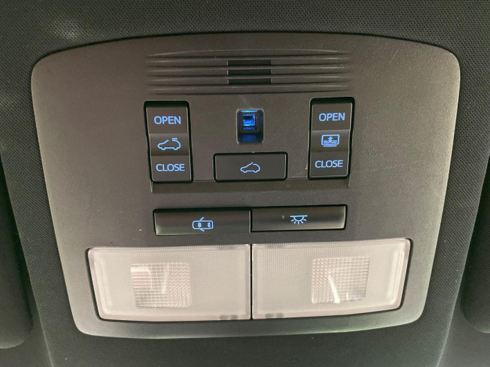 2017 Toyota Harrier DBA-ZSU60W (UW-6a15101fe0a5d)[28]