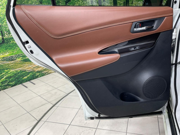 2017 Toyota Harrier DBA-ZSU60W (UW-6a15101fe0a5d)[7]