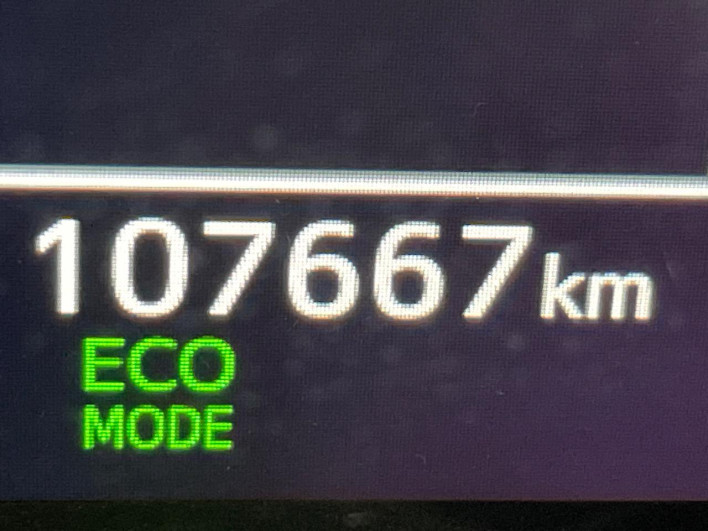 2017 Toyota Harrier DBA-ZSU60W (UW-6a15101fe0a5d)[2]