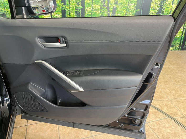 2023 Toyota Corolla Cross 6AA-ZVG11 (UW-6a1510210016b)[13]