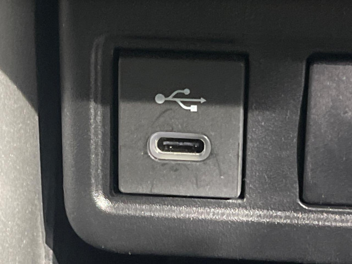 2024 Toyota Corolla Cross 6AA-ZVG13 (UW-6a151022cb72b)[25]