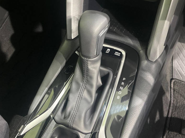 2024 Toyota Corolla Cross 6AA-ZVG13 (UW-6a151022cb72b)[26]