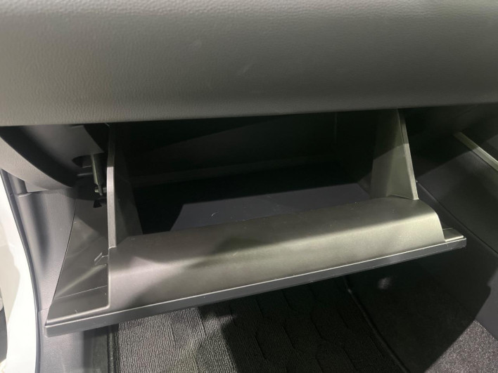 2024 Toyota Corolla Cross 6AA-ZVG13 (UW-6a151022cb72b)[5]
