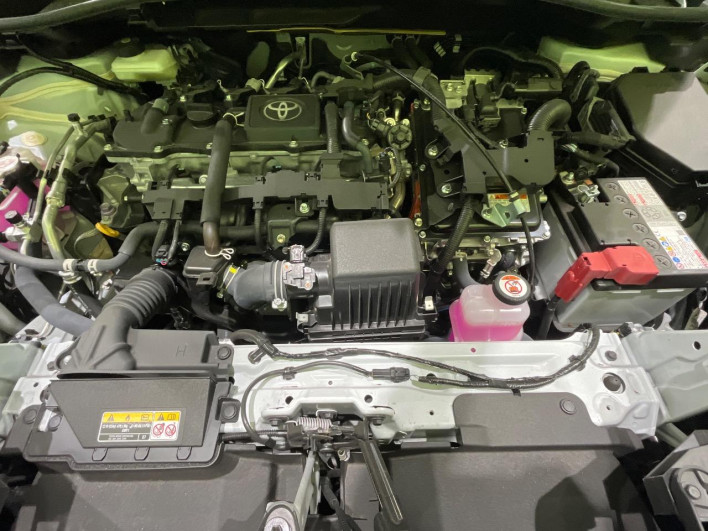 2024 Toyota Corolla Cross 6AA-ZVG13 (UW-6a151022cb72b)[4]
