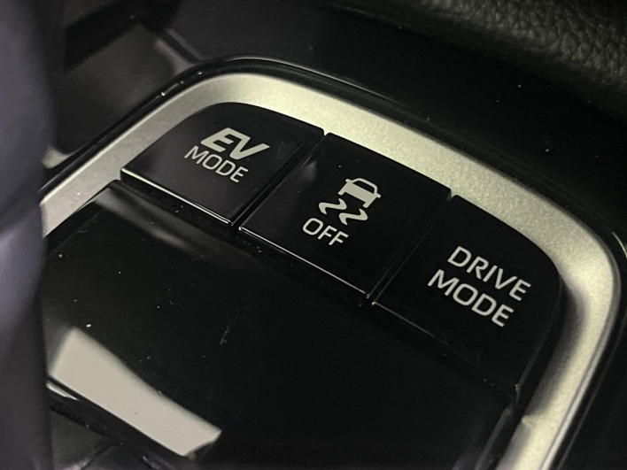 2024 Toyota Corolla Cross 6AA-ZVG13 (UW-6a151022cb72b)[27]