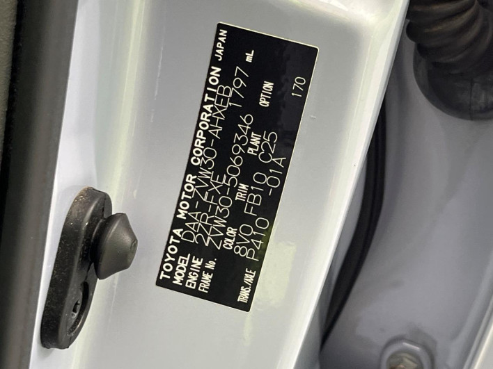2009 Toyota Prius DAA-ZVW30 (UW-6a15102687b65)[1]