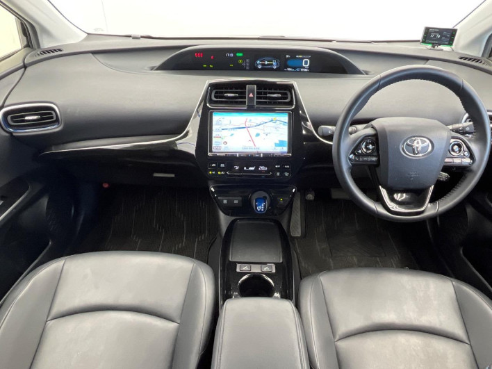 2021 Toyota Prius 6AA-ZVW51 (UW-6a15102b46b46)[25]