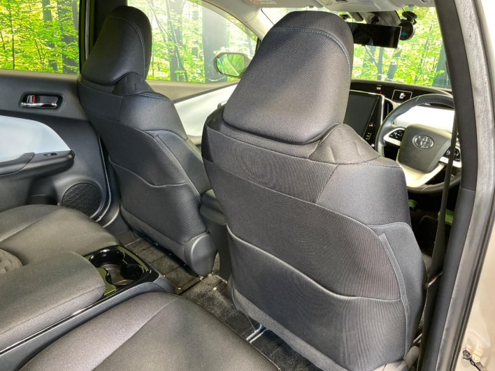 2017 Toyota Prius PHV DLA-ZVW52 (UW-6a15102c68aa1)[25]