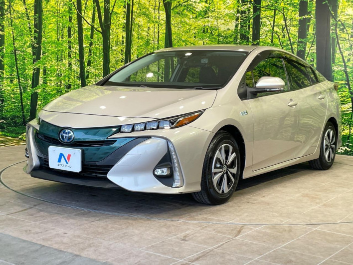 2017 Toyota Prius PHV DLA-ZVW52 (UW-6a15102c68aa1)[20]
