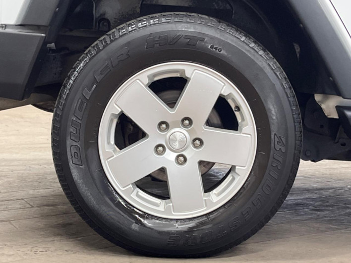 2018 Chrysler Jeep Wrangler Unlimited ABA-JK36LR (UW-6a165f895b81a)[24]