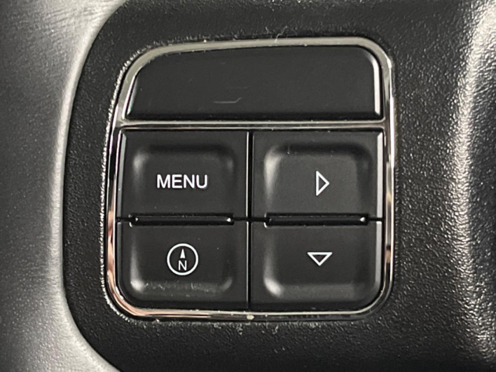 2018 Chrysler Jeep Wrangler Unlimited ABA-JK36LR (UW-6a165f895b81a)[16]