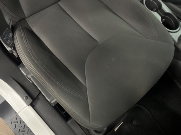 2018 Chrysler Jeep Wrangler Unlimited ABA-JK36LR (UW-6a165f895b81a)[21]