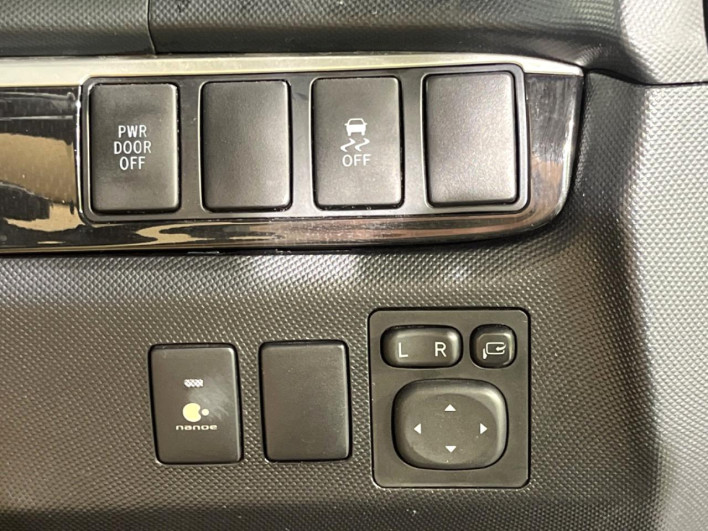2014 Toyota Estima DBA-ACR50W (UW-6a165f9f6649b)[9]