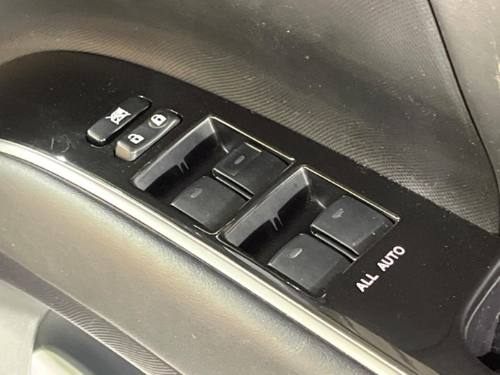 2014 Toyota Estima DBA-ACR50W (UW-6a165f9f6649b)[8]