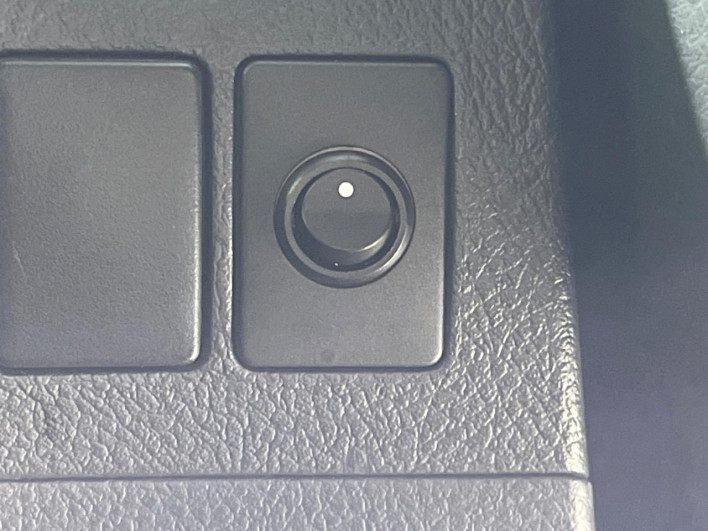 2010 Toyota Vellfire DBA-ANH20W (UW-6a165fadde71e)[12]
