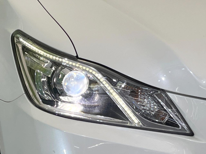 2015 Toyota Crown Hybrid DAA-AWS210 (UW-6a165fb19e770)[23]