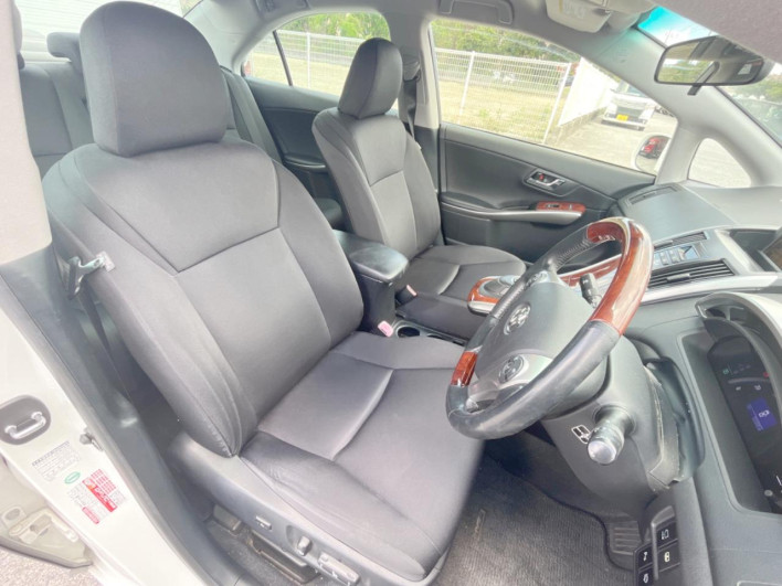 2012 Toyota SAI DAA-AZK10 (UW-6a165fbe84aa3)[27]