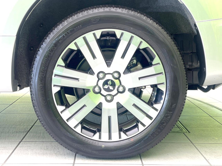 2024 Mitsubishi Delica D:5 3DA-CV1W (UW-6a165fe20e41a)[11]