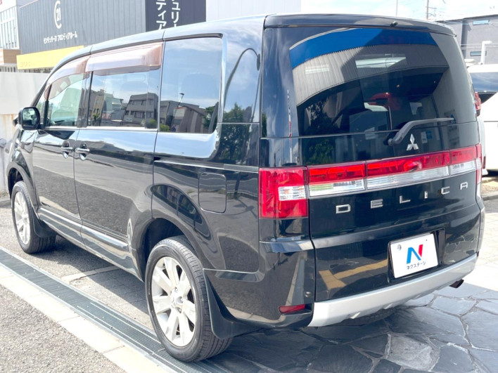 2011 Mitsubishi Delica D:5 DBA-CV5W (UW-6a165fe4b6255)[18]