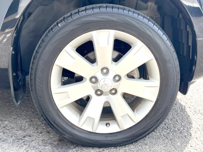 2011 Mitsubishi Delica D:5 DBA-CV5W (UW-6a165fe4b6255)[29]