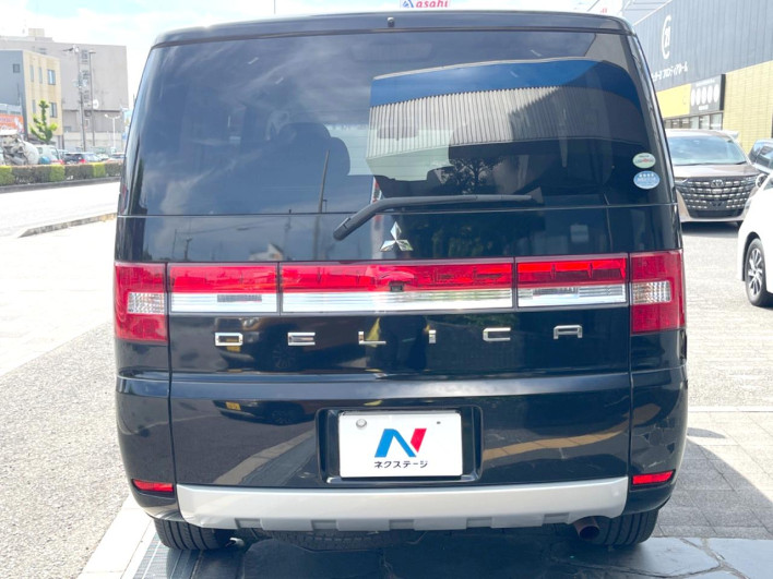 2011 Mitsubishi Delica D:5 DBA-CV5W (UW-6a165fe4b6255)[22]
