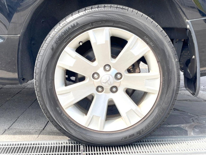 2011 Mitsubishi Delica D:5 DBA-CV5W (UW-6a165fe4b6255)[16]