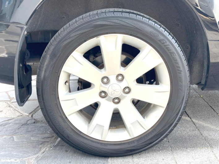2011 Mitsubishi Delica D:5 DBA-CV5W (UW-6a165fe4b6255)[28]