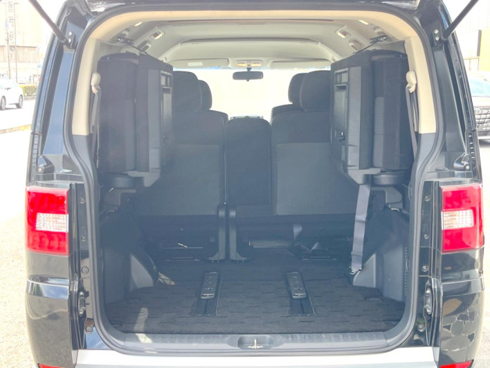 2011 Mitsubishi Delica D:5 DBA-CV5W (UW-6a165fe4b6255)[24]