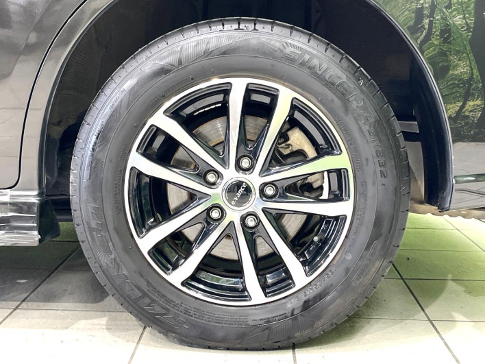 2013 Nissan La Festa DBA-CWEAWN (UW-6a165fe55049e)[27]