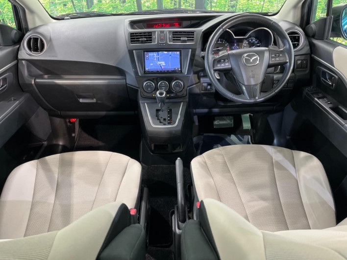 2014 Mazda Premacy DBA-CWFFW (UW-6a165fe5b017f)[28]