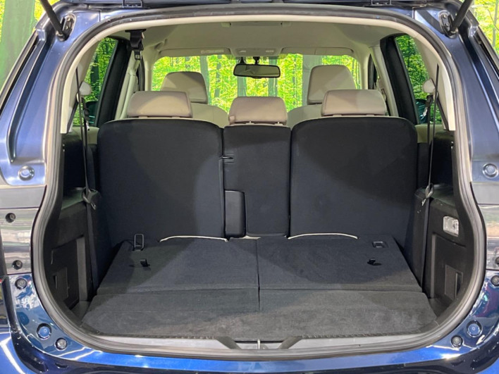 2014 Mazda Premacy DBA-CWFFW (UW-6a165fe5b017f)[21]