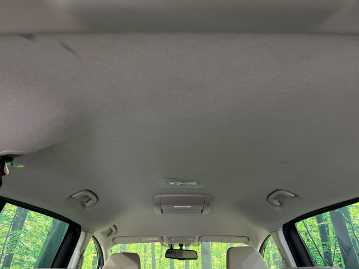 2014 Mazda Premacy DBA-CWFFW (UW-6a165fe5b017f)[22]