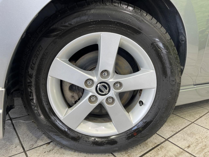 2013 Nissan La Festa DBA-CWFFWN (UW-6a165fe68b351)[6]
