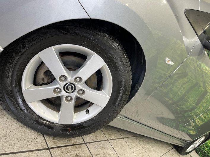 2013 Nissan La Festa DBA-CWFFWN (UW-6a165fe68b351)[5]