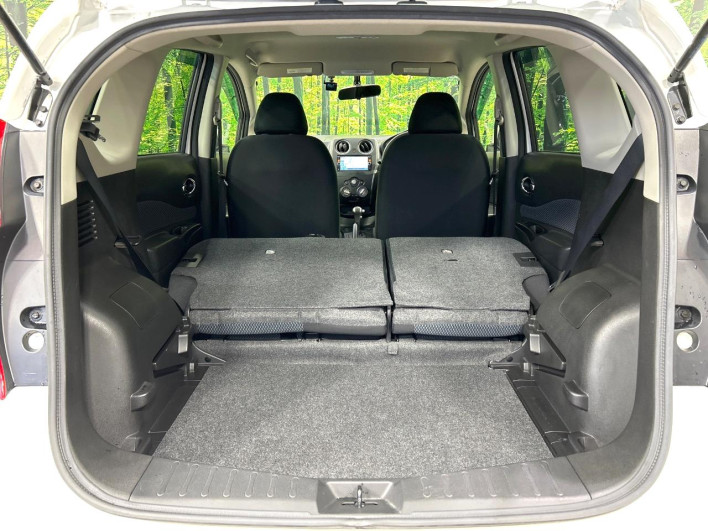 2013 Nissan Note DBA-E12 (UW-6a165ff10e29e)[24]
