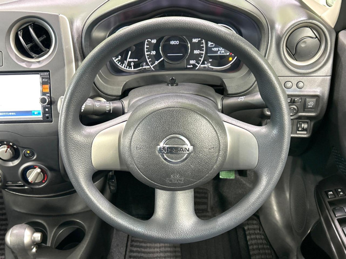 2013 Nissan Note DBA-E12 (UW-6a165ff10e29e)[28]