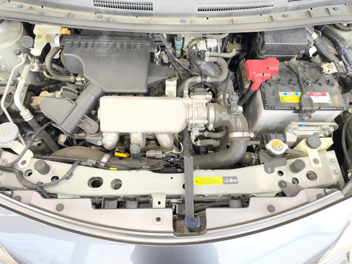 2013 Nissan Note DBA-E12 (UW-6a165ff12a833)[4]