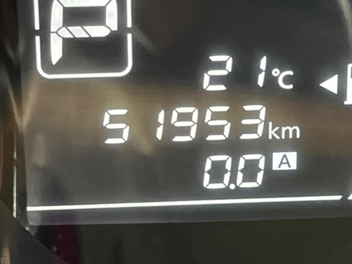 2013 Nissan Note DBA-E12 (UW-6a165ff2b1bc2)[2]