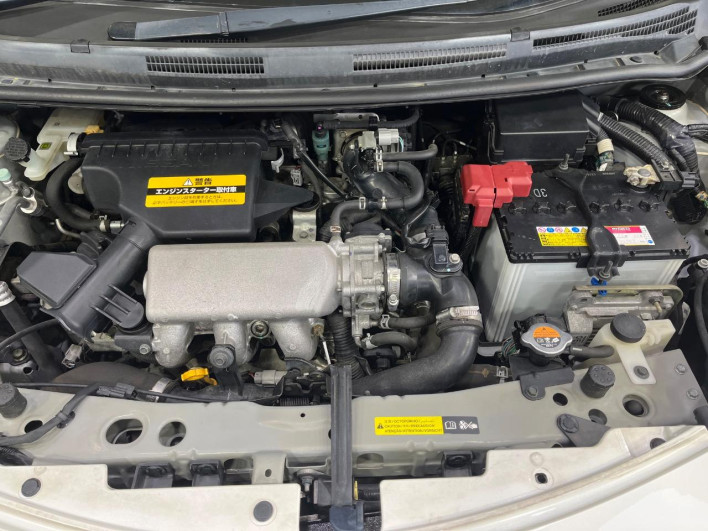 2013 Nissan Note DBA-E12 (UW-6a165ff2b1bc2)[4]