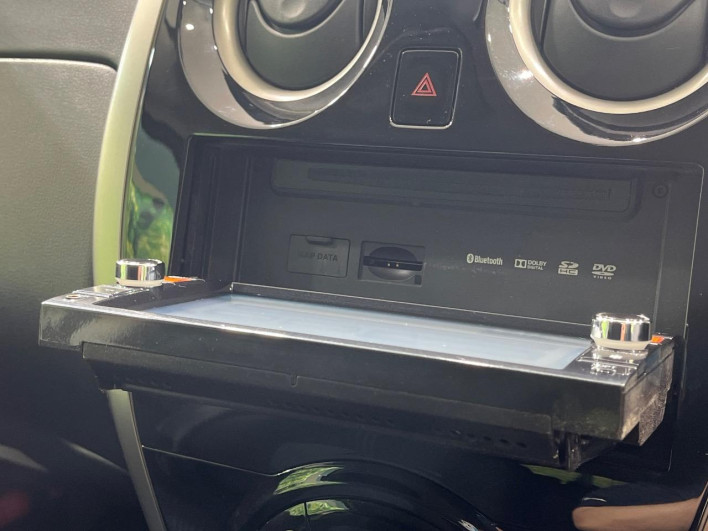 2013 Nissan Note DBA-E12 (UW-6a165ff2b1bc2)[17]