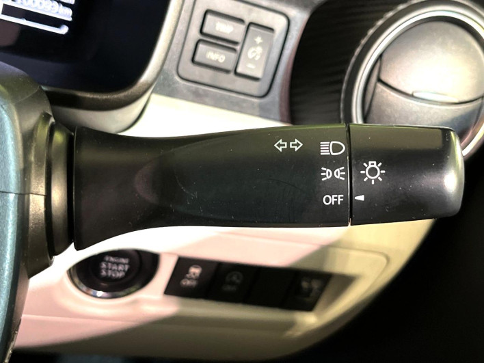 2016 Suzuki Ignis DAA-FF21S (UW-6a165ffba6940)[22]
