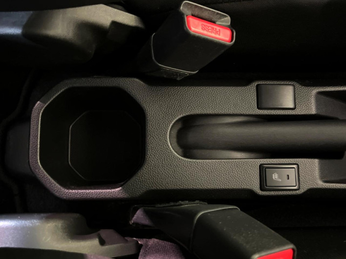 2016 Suzuki Ignis DAA-FF21S (UW-6a165ffba6940)[19]